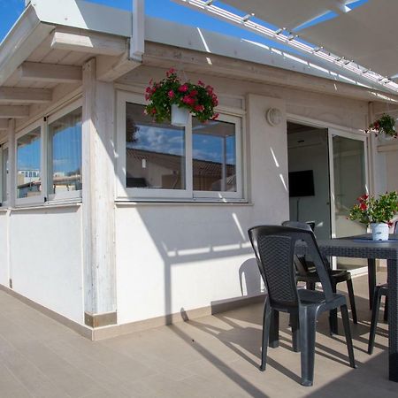 Appartement Le amiche 2 à Marina di Ragusa Extérieur photo